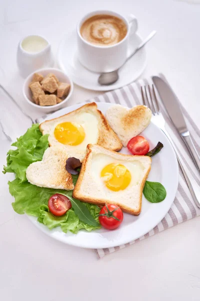 Fried Egg Toast Bread Cup Fresh Hot Coffee Light Grey — стоковое фото