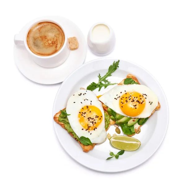 Sliced Avocado Fried Egg Toasted Bread Isolated White Background — Stock Photo, Image