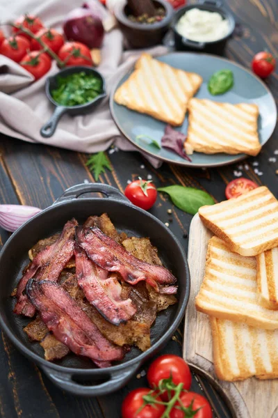 Making Bacon Cream Cheese Sandwich Ingredients Wooden Table —  Fotos de Stock