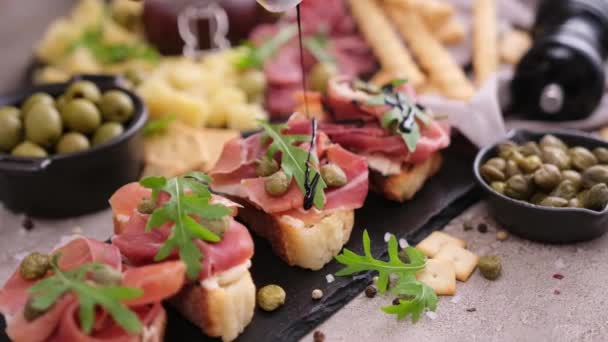 Making Bruschetta Prosciutto Jamon Ham Domestic Kitchen — Wideo stockowe