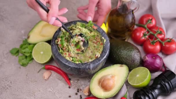 Making Guacamole Sauce Woman Mixing Chopped Ingredients Marble Bowl Mortar — Stok video