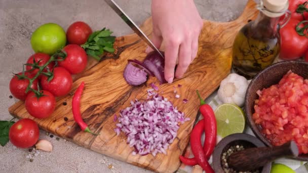 Woman Chopping Red Onion Wooden Board Domestic Kitchen — Stock videók