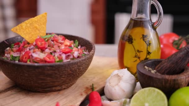 Freshly Homemade Salsa Dip Sauce Nacho Corn Chip Wooden Bowl — Vídeos de Stock
