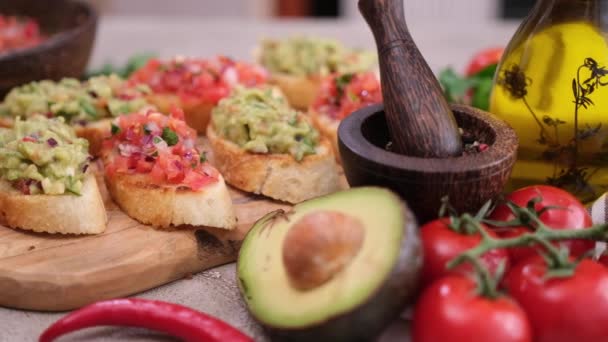 Vegan Healthy Breakfast Tomato Salsa Guacamole Whole Grain Bread Bruschetta — Video Stock