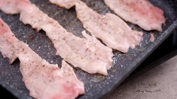 Cooking Pieces Flavorful Sliced Organic Bacon Fried Grill Pan – Stock-video