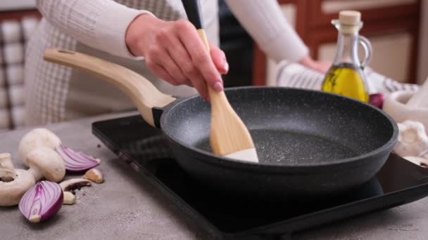 Woman Spreading Cooking Olive Oil Frying Pan Brush — Stok Video