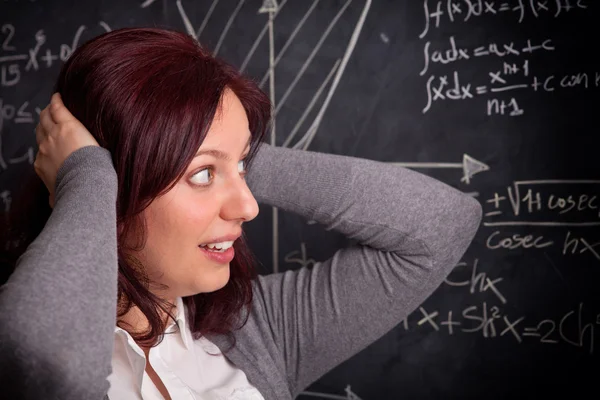 Vrouw leraar op school — Stockfoto