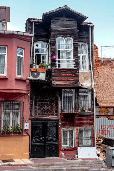 Casa Ottomana Madera Istanbul —  Fotos de Stock