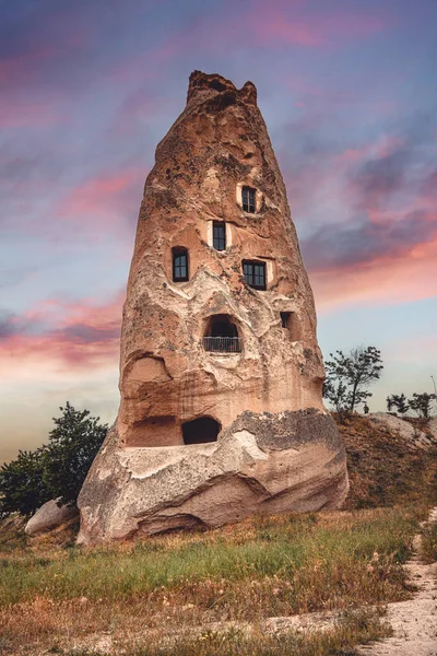 Formacja Skalna Używana Jako Mieszkanie Pobliżu Zamku Uchisar Turcja — Zdjęcie stockowe