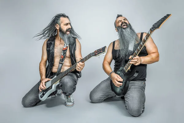 Rockers Playing Guitar Bass Long Hair Beard — Stock Photo, Image