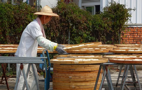 Tagliatelle essiccate al sole a Taiwan — Foto Stock