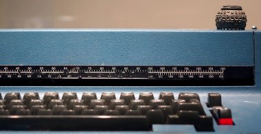 eski IBM selectric daktilo