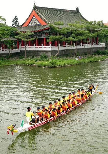 Festival Dragon Boat 2014 à Kaohsiung, Taiwan — Photo