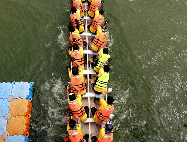 Das Drachenbootfestival 2014 in kaohsiung, taiwan — Stockfoto