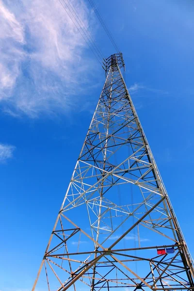 Büyük elektrik pilon — Stok fotoğraf