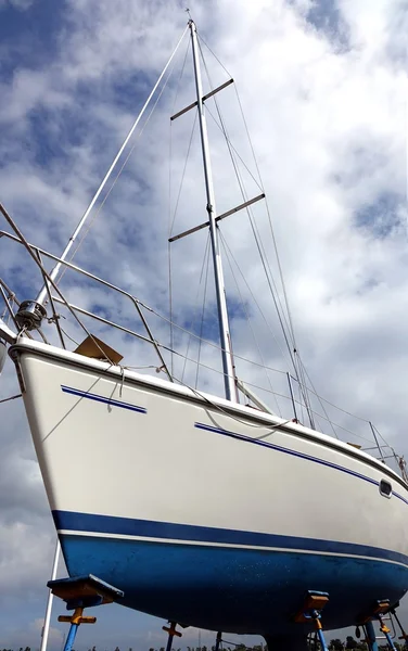 Sailboat on a Scaffold for Repair — Stock Photo, Image