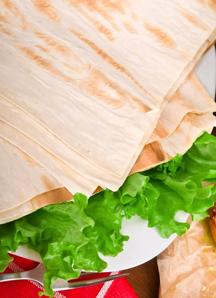 Ψημένο ψωμί lavash κινηματογράφηση σε πρώτο πλάνο — Φωτογραφία Αρχείου