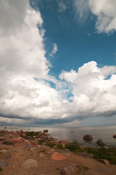 Pobřeží Baltského moře, mersrags, Lotyšsko. — Stock fotografie