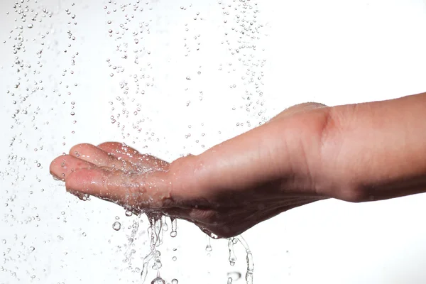 Hand und Wasser. — Stockfoto