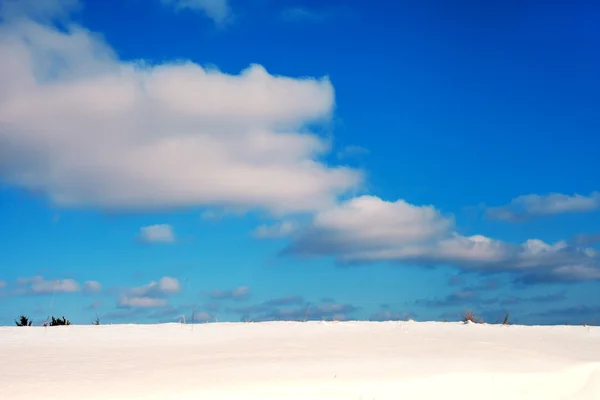 Снежное поле . — стоковое фото