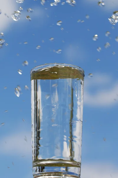 Glas vatten. — Stockfoto