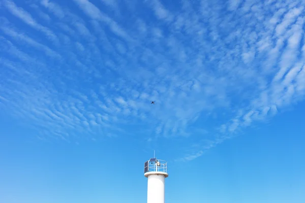하늘에 있는 무인 비행기. — 스톡 사진