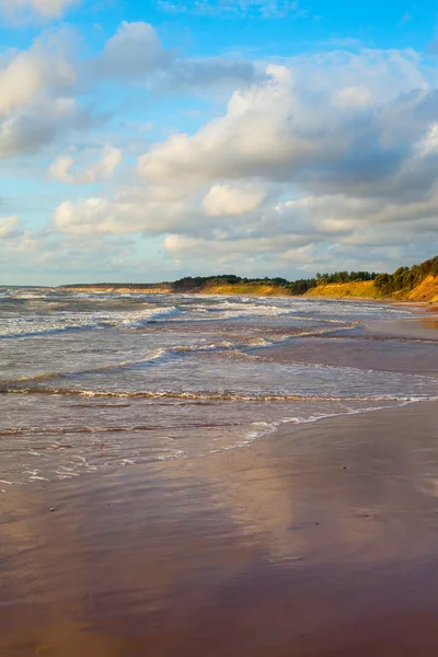 Golven in Baltische Zee. — Stockfoto