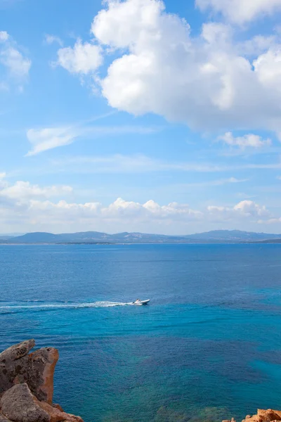 Boat in Mediterranean sea. — Stock Photo, Image