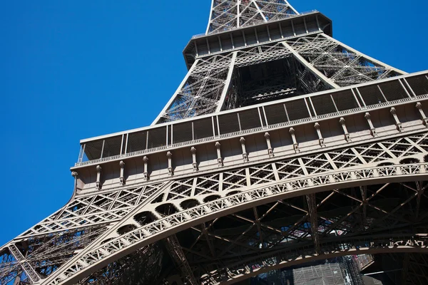 Deel van de toren van eiffel, Parijs. — Stockfoto