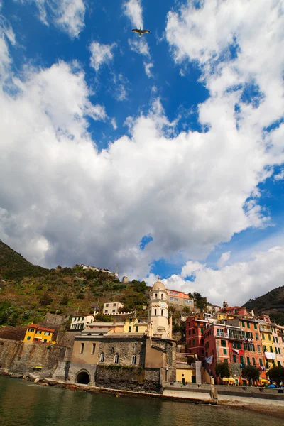 Město Vernazza, Itálie. — Stock fotografie