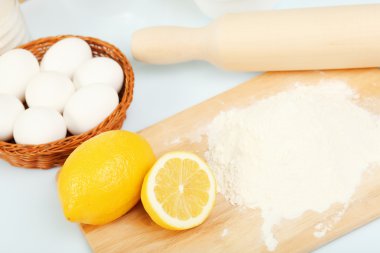 yapmak için farklı ürünler ekmek