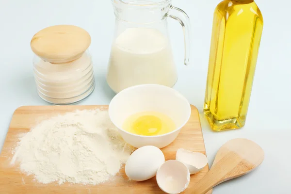 Verschillende producten te maken brood — Stockfoto