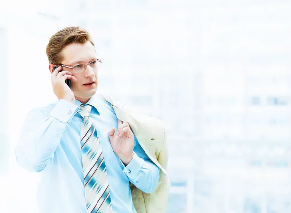 Retrato de un hombre de negocios... — Foto de Stock