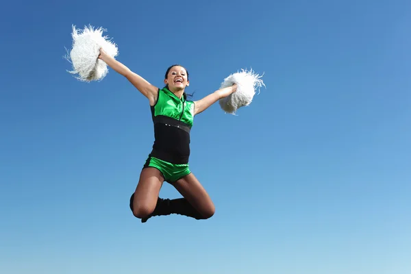 Giovane ballerina contro sfondo bianco — Foto Stock