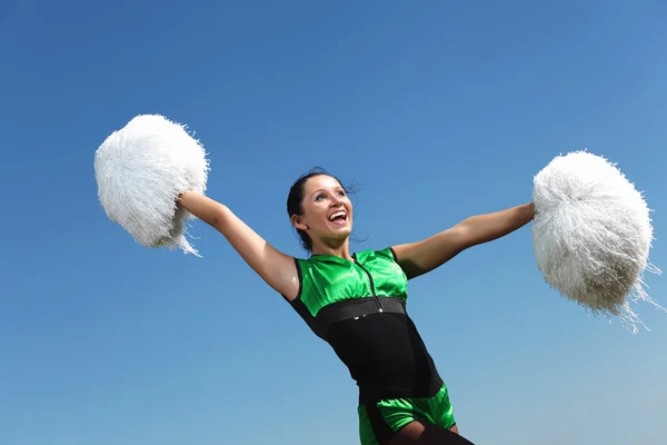 Joven bailarina femenina sobre fondo blanco — Foto de Stock