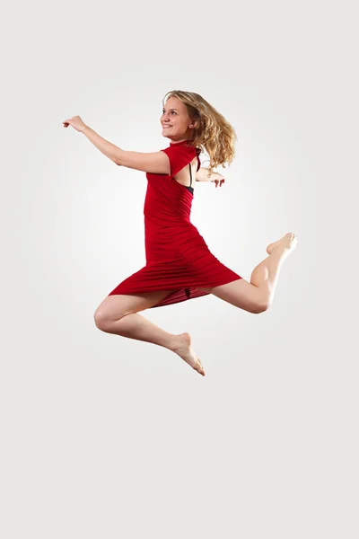 Giovane ballerina saltando — Foto Stock
