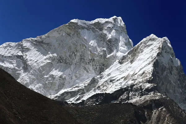 Snowy mountains — Stock Photo, Image