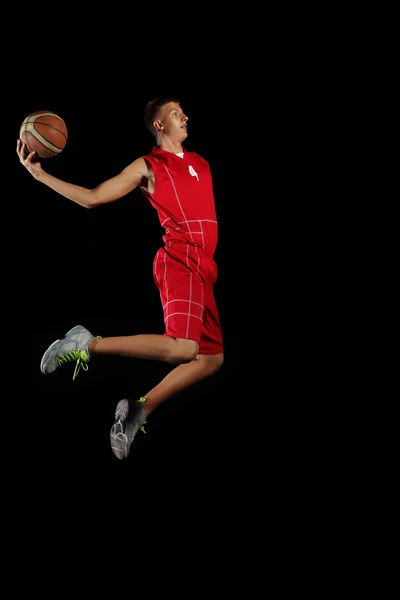 Basketballspieler mit Ball — Stockfoto