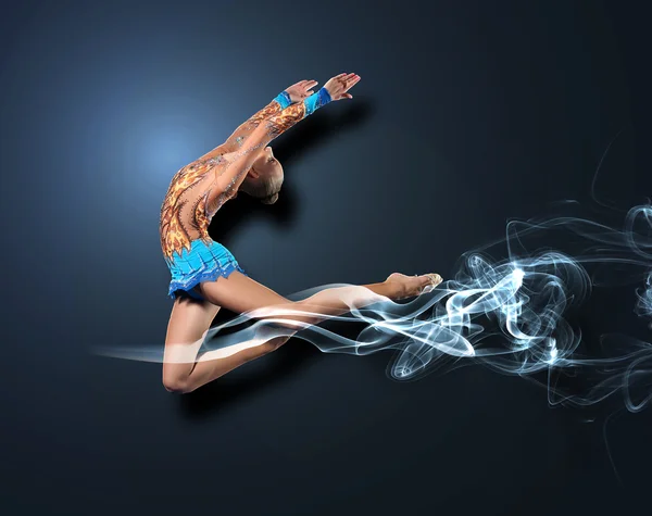 Young woman in gymnast suit posing — Stock Photo, Image