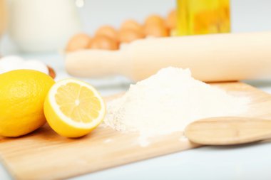 yapmak için farklı ürünler ekmek