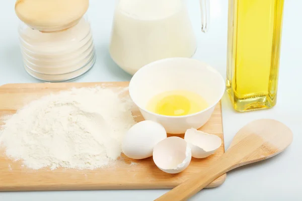 Verschillende producten te maken brood — Stockfoto