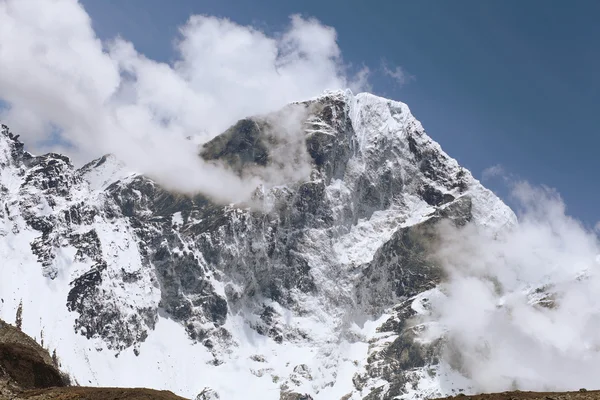 Montagnes enneigées — Photo