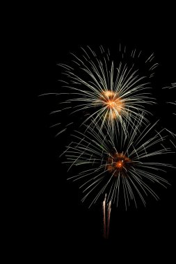 parlak renkli havai fişek