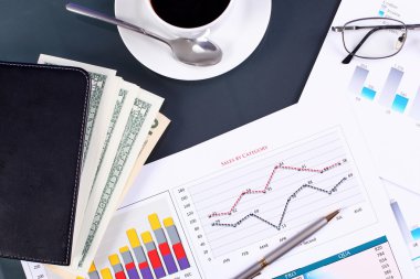 iş yerinde iş kağıtları