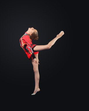 jimnastikçi elbise poz içinde genç bir kadın