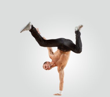 modern stil dansçısı