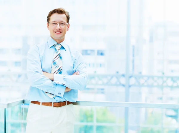 Retrato de un hombre de negocios... —  Fotos de Stock