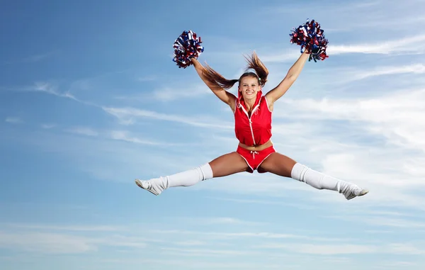 Unga kvinnliga cheerleader — Stockfoto