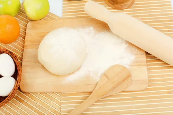 Verschiedene Produkte zum Brotbacken — Stockfoto