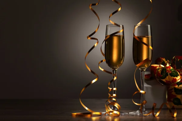 Champagneglas på nyårsfest — Stockfoto